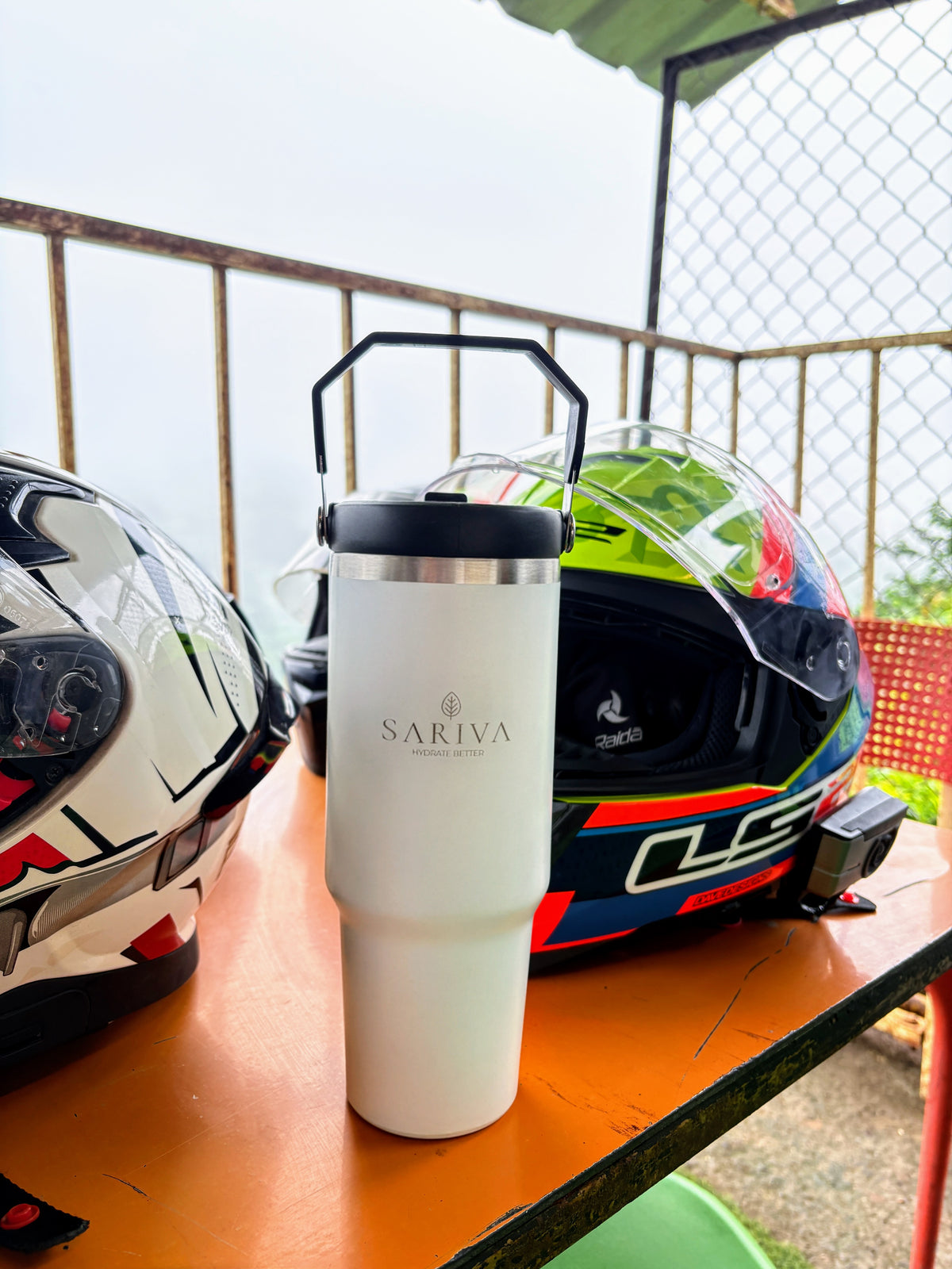 SARIVA Adventure — 900ml Insulated Bottle